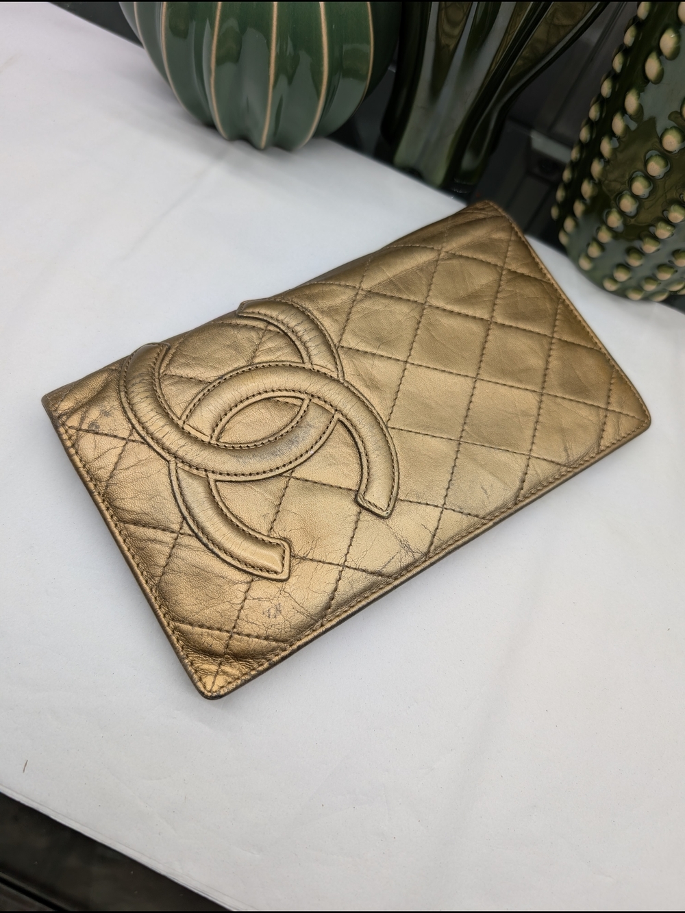 Chanel Quilted CC Wallet in Metallic Gold W/Authenticity Card - Picture 11 of 11